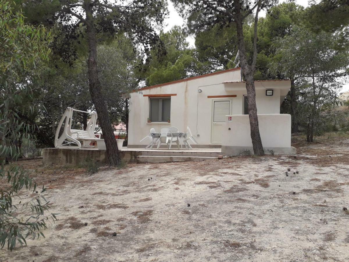 Camping La Pineta Village Porto Empedocle Exterior photo