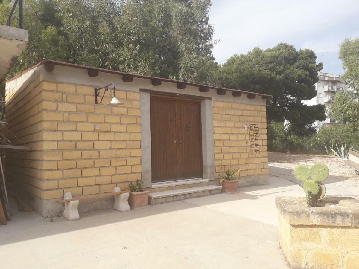 Camping La Pineta Village Porto Empedocle Exterior photo